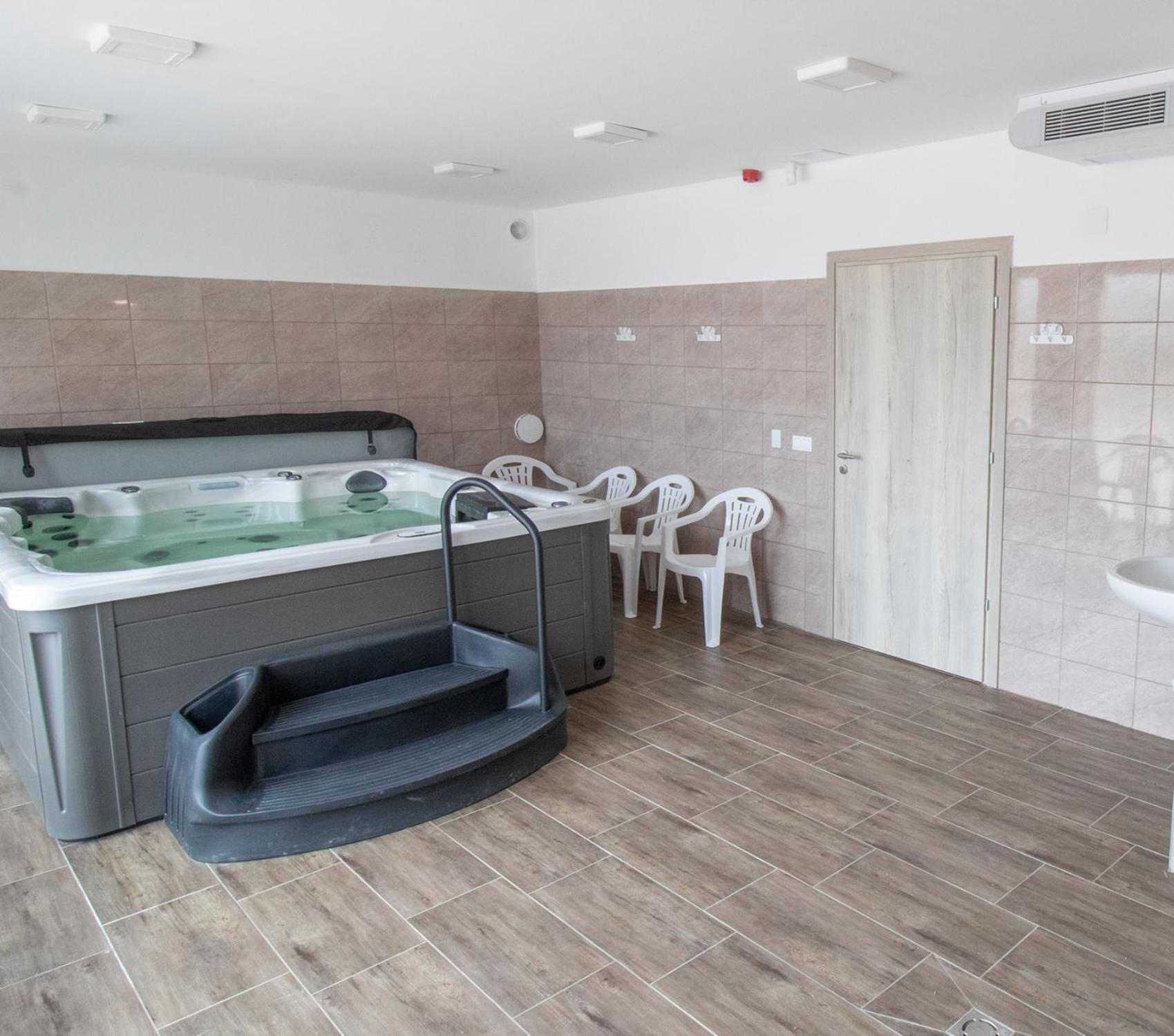 Szabolcs Villa Bellissima מראה חיצוני תמונה